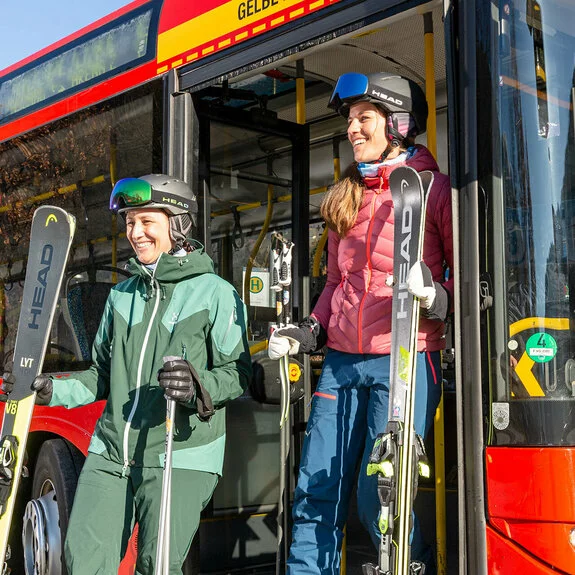 Met de skibus naar het skigebied van Gerlos